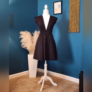 Guess Black Plunge Neck Fit & Flare Skater Dress - Med